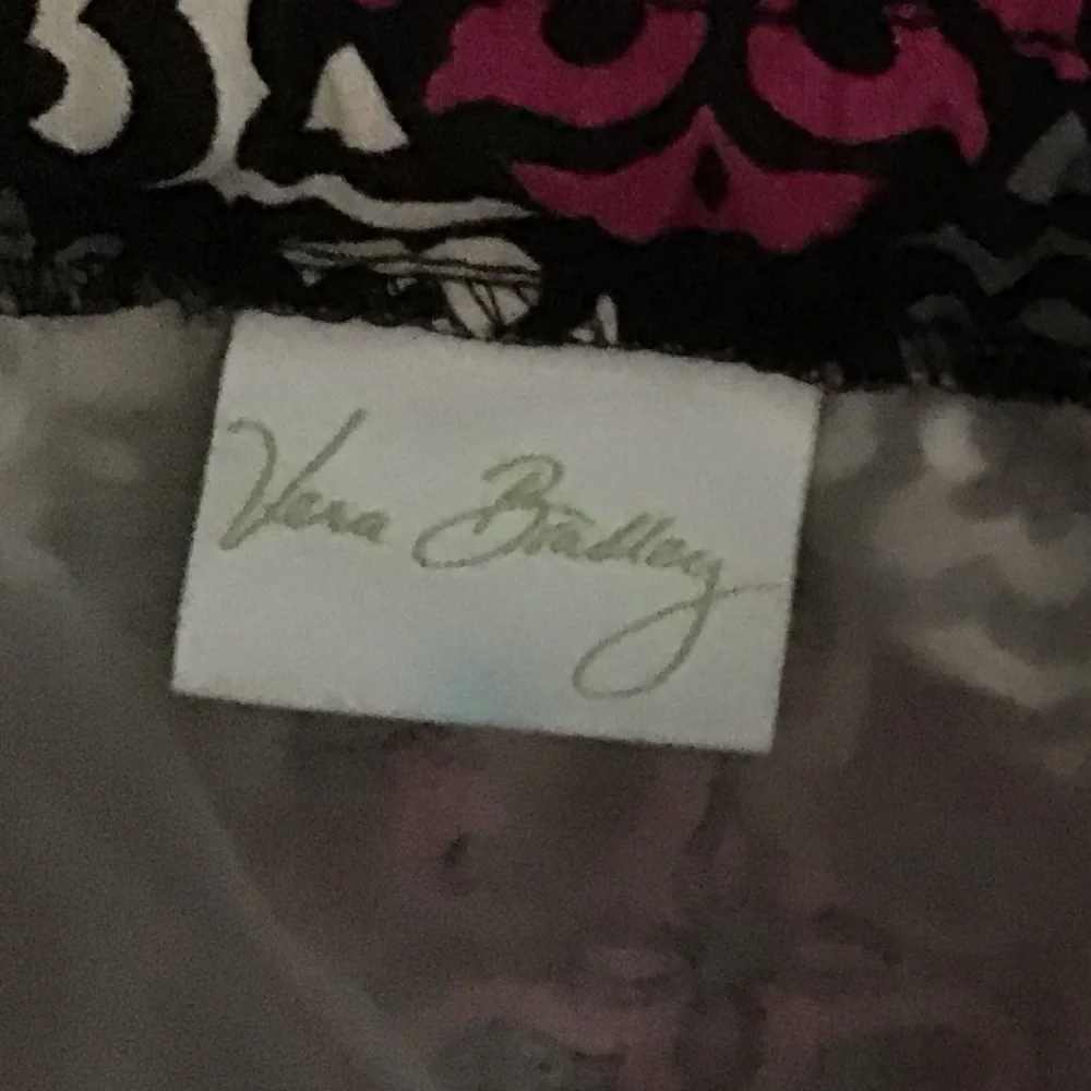 Vera Bradley Tote - Picture 3 of 5